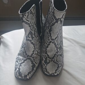 Mix No. 6 Black and White Patterned Ankle Boots